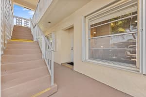 1560 NW 18th Avenue 101, Delray Beach, FL 33445 Sold 09/04/25