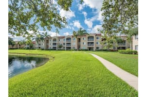 1590 S 42nd Circle 106, Vero Beach, FL 32967 - MLS#R11096976