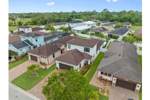 260 SE Via Visconti, Port Saint Lucie, FL 34952 - MLS#R11096993