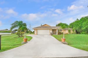 515 SE Nome Drive, Port Saint Lucie, FL 34984 - MLS#R11097007
