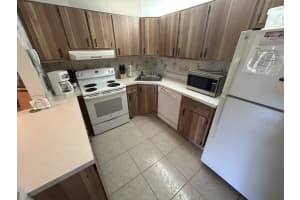 5800 Whispering Pine B2 Way B-2, Greenacres, FL 33463 - MLS#R11097013