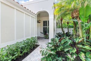 2707 Players Court, Wellington, FL 33414 - MLS#R11097016