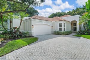 2707 Players Court, Wellington, FL 33414 - MLS#R11097016