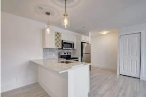 525 S Broadway Street C, Lantana, FL 33462 - MLS#R11097027