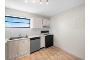 4800 Bayview Drive, Fort Lauderdale, FL 33308 - MLS#R11097032