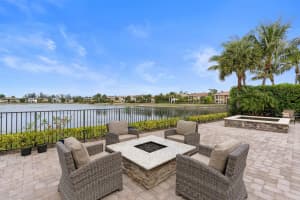 725 Edgebrook Lane, West Palm Beach, FL 33411 Sold 10/03/25