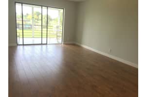 9355 SW 8th Street 212, Boca Raton, FL 33428 - MLS#R11097085