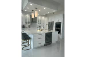 701 S Olive Avenue 819, West Palm Beach, FL 33401 Sold 07/02/25