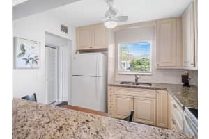 715 Lori Drive 213, Palm Springs, FL 33461 - MLS#R11097229