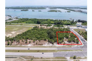 2200 N Us Highway 1 Highway, Fort Pierce, FL 34946 Sold 01/16/26