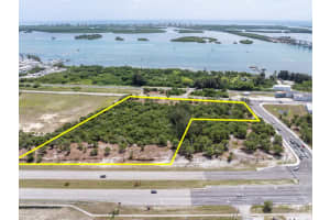 2300 N Us Hwy 1, Fort Pierce, FL 34946 Sold 01/16/26