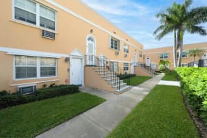 101 S Golfview Road 15, Lake Worth Beach, FL 33460 Sold 07/31/25