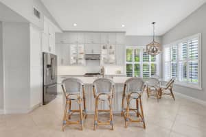 202 Isle Verde Way, Palm Beach Gardens