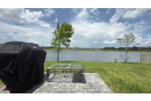 682 Papillon Street SW, Palm Bay, FL 32908 - MLS#R11097405