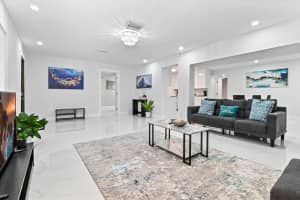 255 Glouchester Street, Boca Raton, FL 33487 Sold 12/05/25