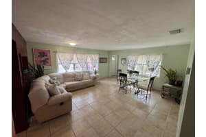 609 4th Place SW, Vero Beach, FL 32962 Sold 11/20/25