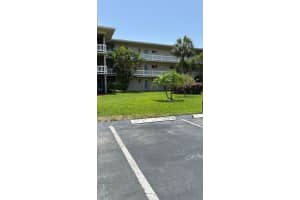 2811 Garden Drive, Palm Springs, FL 33461 - MLS#R11097445