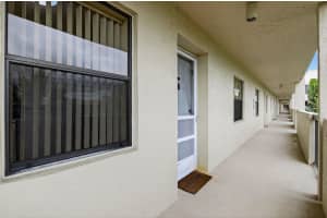 2900 NW 42nd Avenue 402, Coconut Creek, FL 33066 - MLS#R11097446