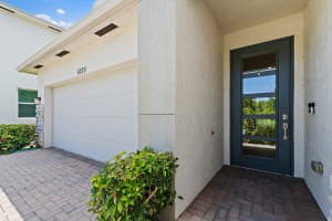 6825 Pointe Of Woods Drive, West Palm Beach, FL 33413 Sold 09/25/25