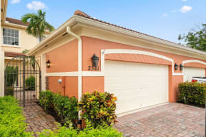 2381 SW Island Creek Trail, Palm City, FL 34990 - MLS#R11097453