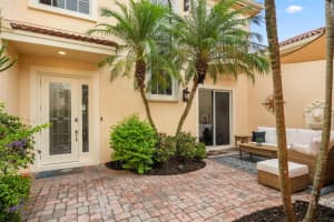 2381 SW Island Creek Trail, Palm City, FL 34990 - MLS#R11097453