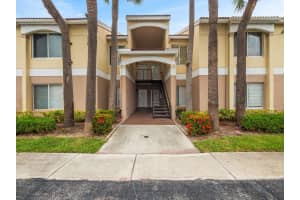 815 W Boynton Beach Boulevard 15-203, Boynton Beach, FL 33426 Sold 12/08/25