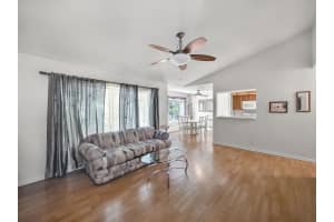 815 W Boynton Beach Boulevard 15-203, Boynton Beach, FL 33426 Sold 12/08/25