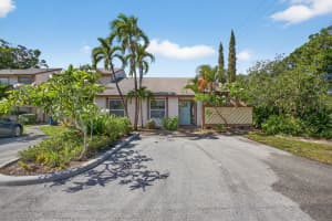 112 Sherwood Circle 5d, Jupiter, FL 33458 Sold 08/25/25