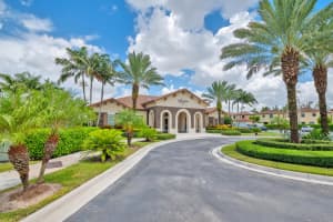 3526 W 86th Terrace, Hialeah, FL 33018 - MLS#R11097476