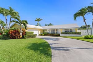 4633 Holly Drive, Palm Beach Gardens, FL 33418 Sold 10/16/25