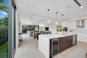 123 NE 17th Avenue 2, Fort Lauderdale, FL 33304 - MLS#R11097499