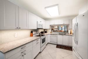 15324 Lakes Of Delray Boulevard 101, Delray Beach, FL 33484 - MLS#R11097529
