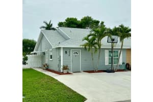 1634 Royal Forest Court, West Palm Beach
