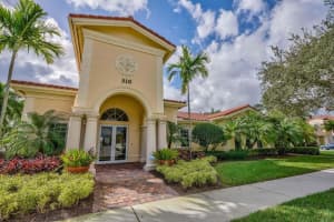 595 Dakota Drive Drive, Jupiter, FL 33458 Sold 09/15/25