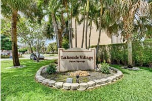 705 Lori Drive Apt 110, Palm Springs, FL 33461 - MLS#R11097573