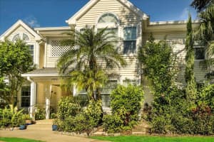 1920 Westminster Circle 6, Vero Beach