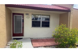 425 Lake Helen Drive, West Palm Beach, FL 33411 - MLS#R11097592