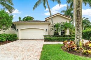102 Andalusia Way, Palm Beach Gardens