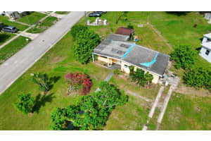 2159 Sunrise Drive SW, Vero Beach, FL 32962 Sold 07/16/25