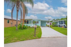 8 Brisa Lane, Port Saint Lucie, FL 34952 - MLS#R11097612