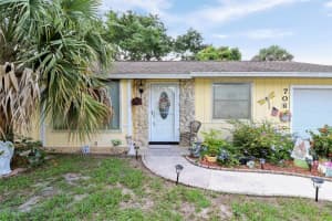708 SE Karrigan Terrace, Port Saint Lucie, FL 34983 Sold 09/19/25