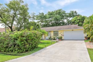 708 SE Karrigan Terrace, Port Saint Lucie, FL 34983 Sold 09/19/25