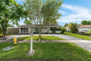 2550 NW 89th Avenue, Sunrise, FL 33322 - MLS#R11097649