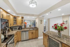 2900 NE 14th St Causeway 203, Pompano Beach, FL 33062 Sold 09/30/25