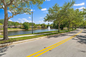 128 W Thatch Palm Circle, Jupiter, FL 33458 Sold 07/18/25