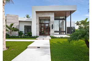 135 Churchill Road, West Palm Beach, FL 33405 - MLS#R11097776