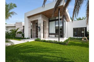 135 Churchill Road, West Palm Beach, FL 33405 - MLS#R11097776