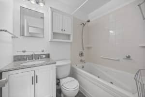 5557 S Shadyside Circle, West Palm Beach, FL 33415 Sold 07/16/25