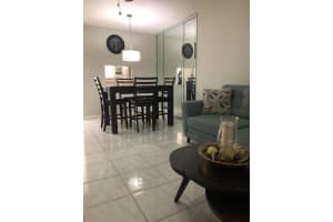 8051 Sunrise Lakes Drive, Sunrise, FL 33322 - MLS#R11097798