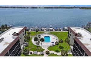 2424 N Federal Highway 315, Boynton Beach, FL 33435 - MLS#R11097802